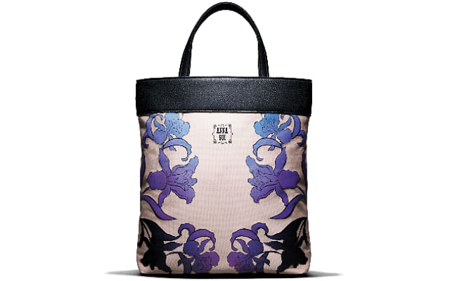 Anna sui clearance tote bag